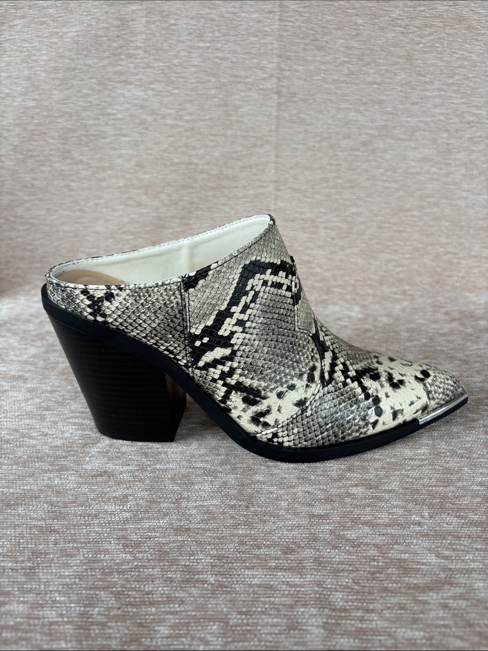 JustFab Women’s Snake-Print Western Pointed Mule Heels - Cream & Black Size 7.5 - Picture 6 of 10
